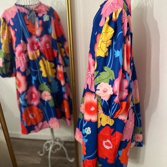 🩷💙Floral Print Women's Top💙🩷 - Picture 4 of 4